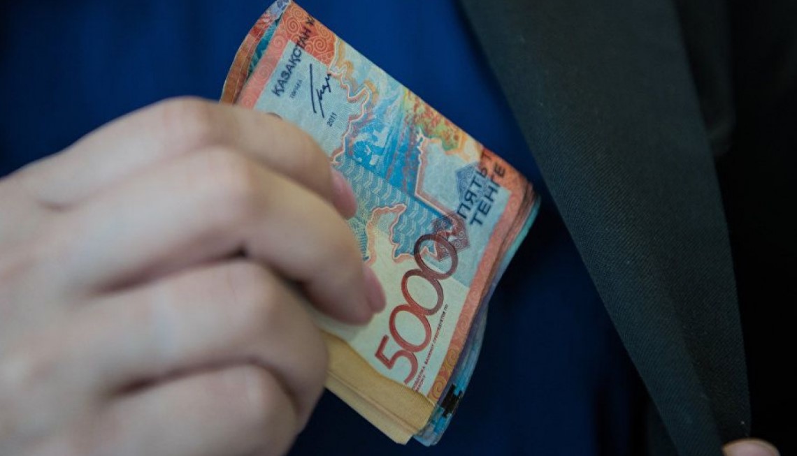 قازاقستاندا بىرنەشە ءوڭىر اكىمدىگىنىڭ لاۋازىم يەلەرى اشكەرەلەندى