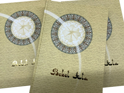 «بەكەت اتا» – اعىلشىن تىلىندە