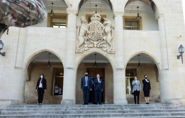 قازاقستان ەلشىسى كيپر پرەزيدەنتىنە سەنىم گراموتالارىن تاپسىردى