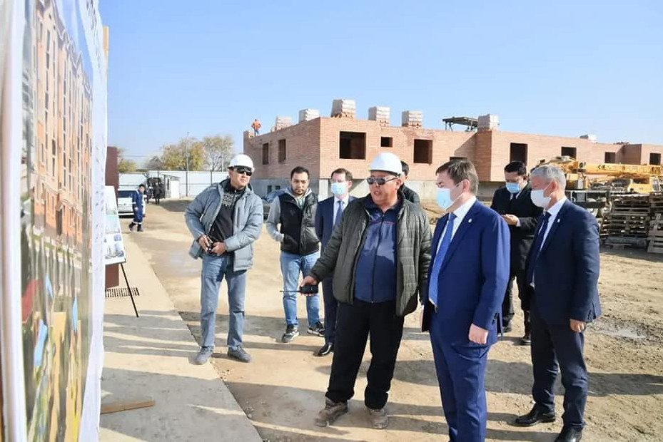 باسپانا سالۋ – قۇرىلىس سالاسىنداعى باستى باعىت