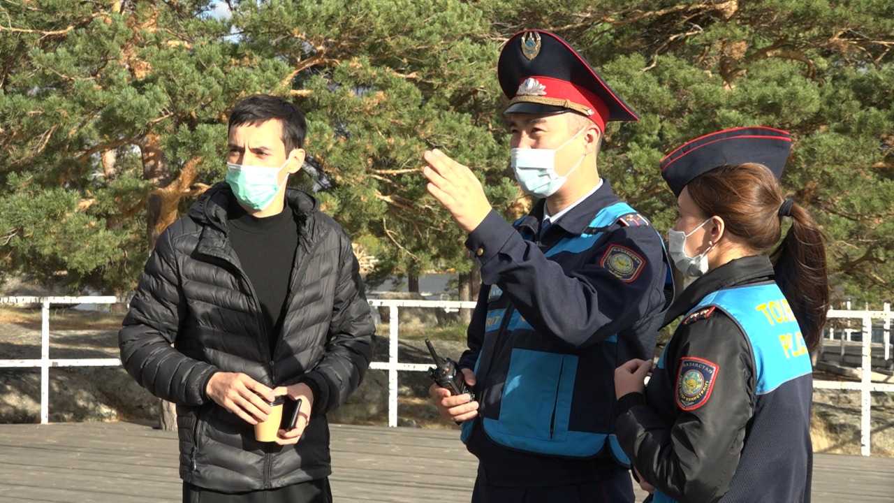 ەل سەنىمىنە سەلكەۋ تۇسپەيدى