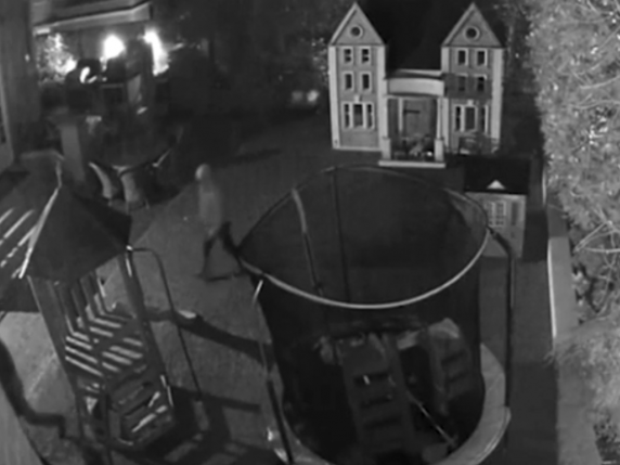 لوندوندىق ميلليونەرلەردى توناعان قىلمىستىق توپ سوتتالدى