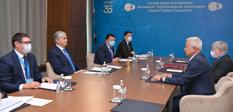 مەملەكەت باسشىسى «لۋكويل» مۇناي كومپانياسىنىڭ پرەزيدەنتىن قابىلدادى