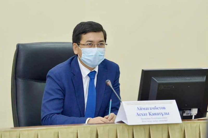 مۇعالىمنەن باسى ارتىق ەسەپ سۇراعان باسشى جاۋاپقا تارتىلادى - اسحات ايماعامبەتوۆ