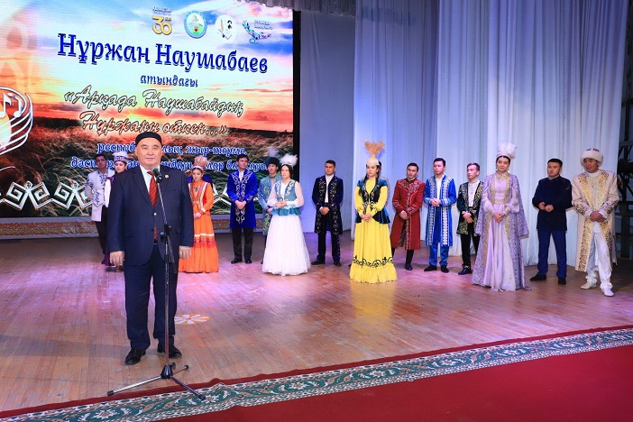 ارقادا ناۋشابايدىڭ نۇرجانى وتكەن