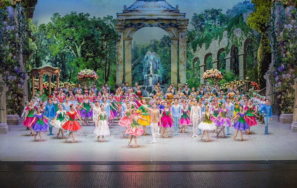 بىرەگەي بالەت ۇلگىسى