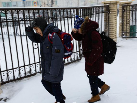 سەمەيدە ەكىنشى اۋىسىمداعى سىنىپتار ونلاين وقيدى