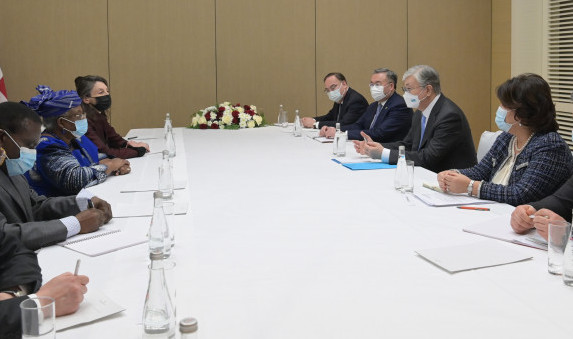 توقاەۆ دسۇ-نىڭ باس ديرەكتورىن قازاقستانعا شاقىردى