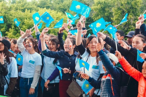 قازۇۋ-دا تاۋەلسىزدىكتىڭ ونكۇندىگى باستالدى