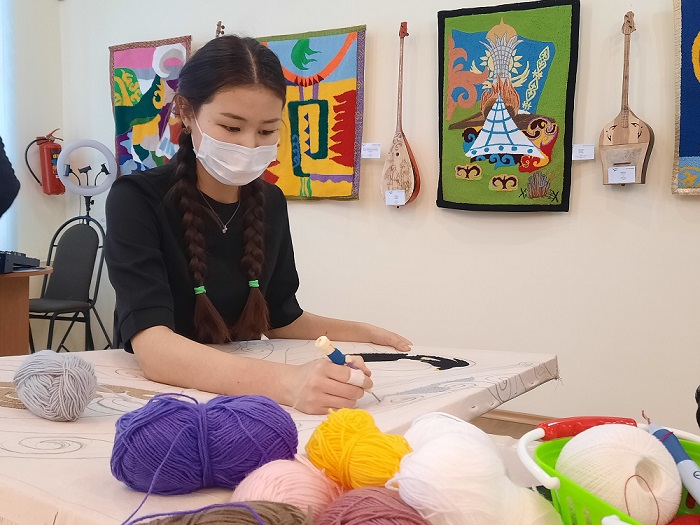 تالانتتى جاستار تانىلدى