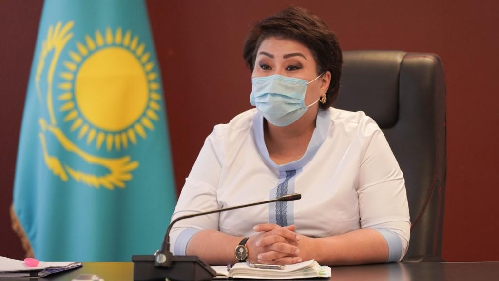 باقىتگۇل حامەنوۆا پارا الدى دەگەن كۇدىكپەن ۇستالدى