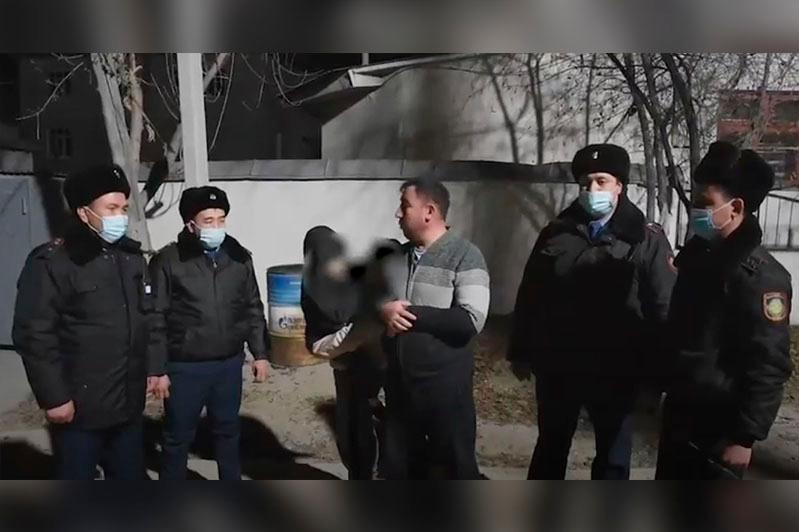 شىمكەنتتە جوعالعان 6 جاسار قىز ساۋدا ورتالىعىنان تابىلدى