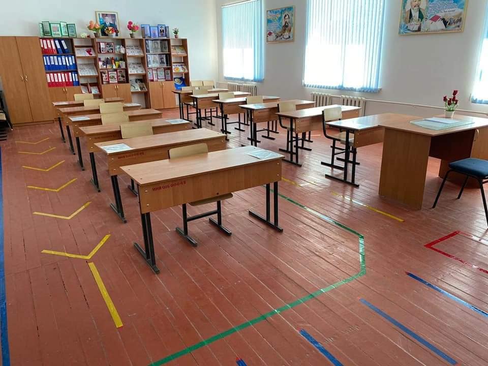 ەلوردانىڭ بىرنەشە مەكتەبىنە تۇلعالار ەسىمى بەرىلەدى