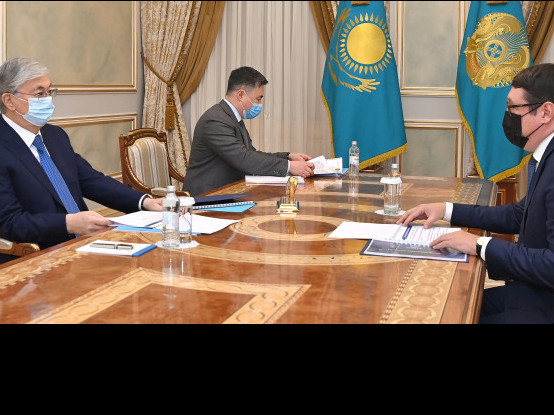 مەملەكەت باسشىسى «سامۇرىق-قازىنا» اق باسقارما توراعاسىن قابىلدادى