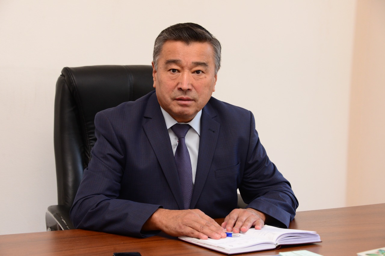 عالىمنىڭ بيىك تۇعىرى