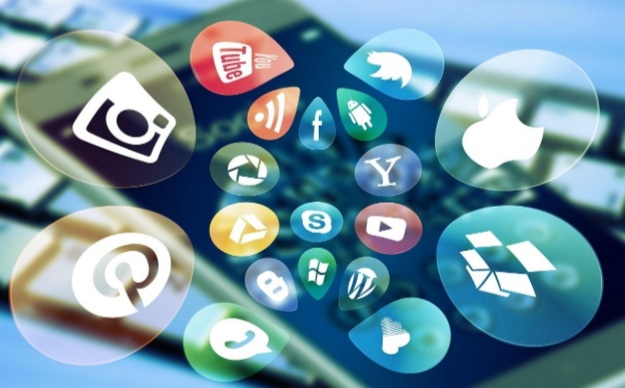 ەلدى الەۋمەتتىك جەلىدەن ميتينگكە شاقىرعان بلوگەر ۇستالدى