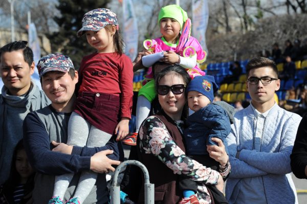 قوعام سەنىم ارتادى