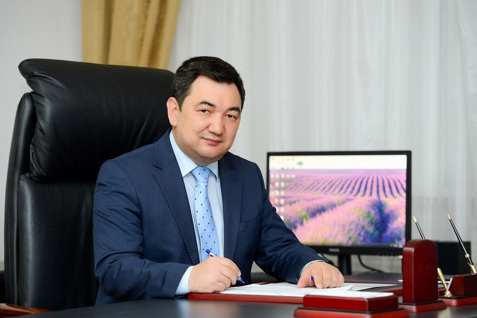 بىرجاقتى بايلام ءھام باتىل باعدار