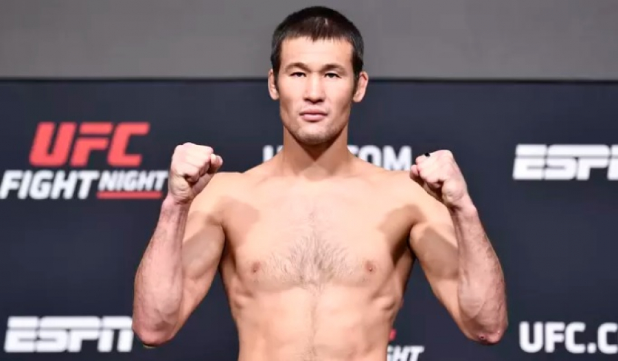 شەتەلدىك باق شاۆكات راحمونوۆتىڭ ايقىن باسىمدىقپەن جەڭەتىنىنە سەنىمدى