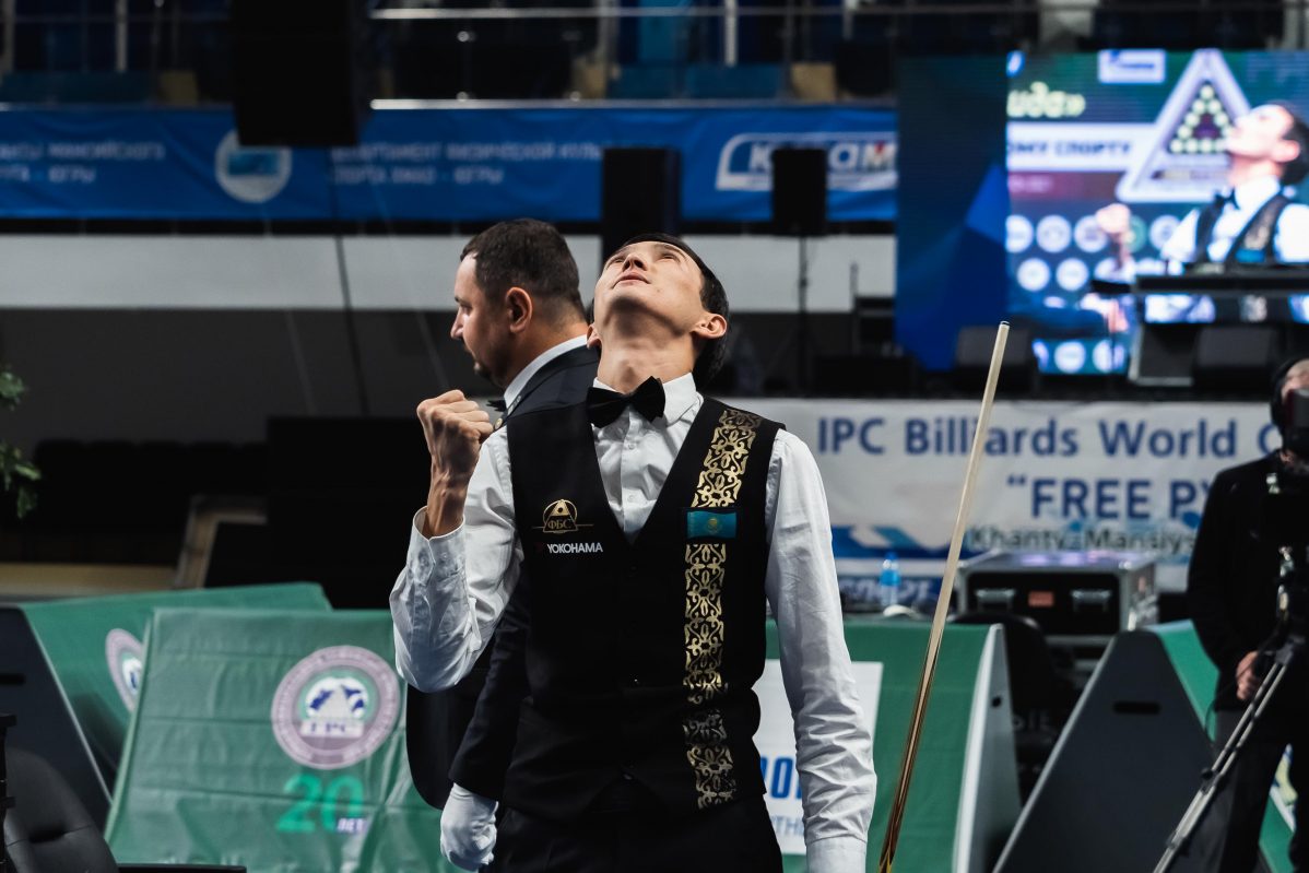 بيليارد: ەستەن كەتپەس بەس كەزدەسۋ