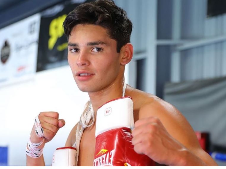 رايان گارسيا «كانەلونىڭ» باپكەرىنەن كەتتى