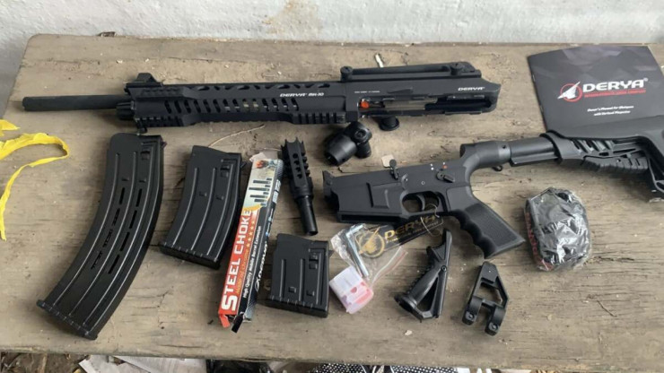 قارۋ-جاراق دۇكەنىن توناعاندار قۇرىقتالدى