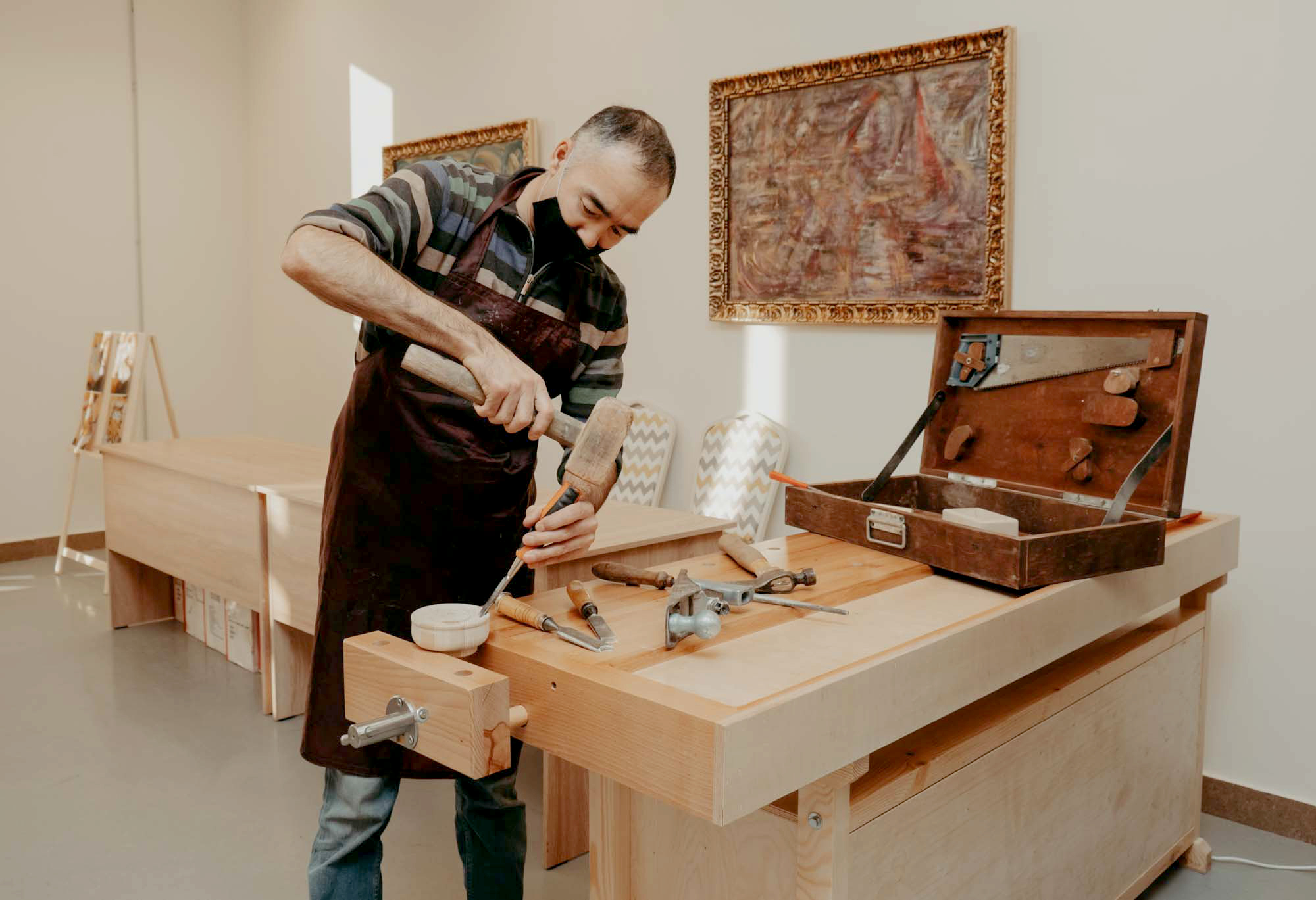 تەاتر اياسىنداعى قولونەر