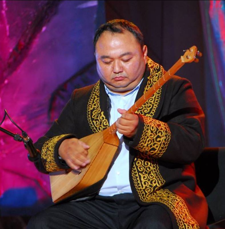 قاسيەتتى كۇي ونەرىنىڭ شىراقشىسى