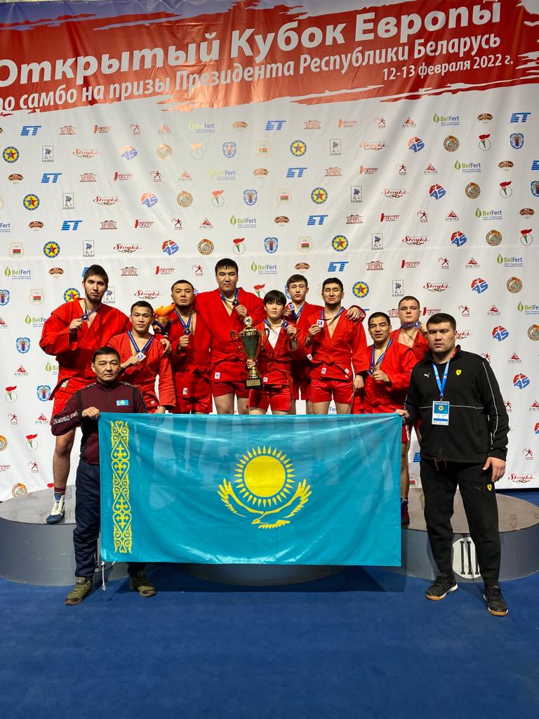 مينسكىدەن 12 جۇلدەمەن ورالدى