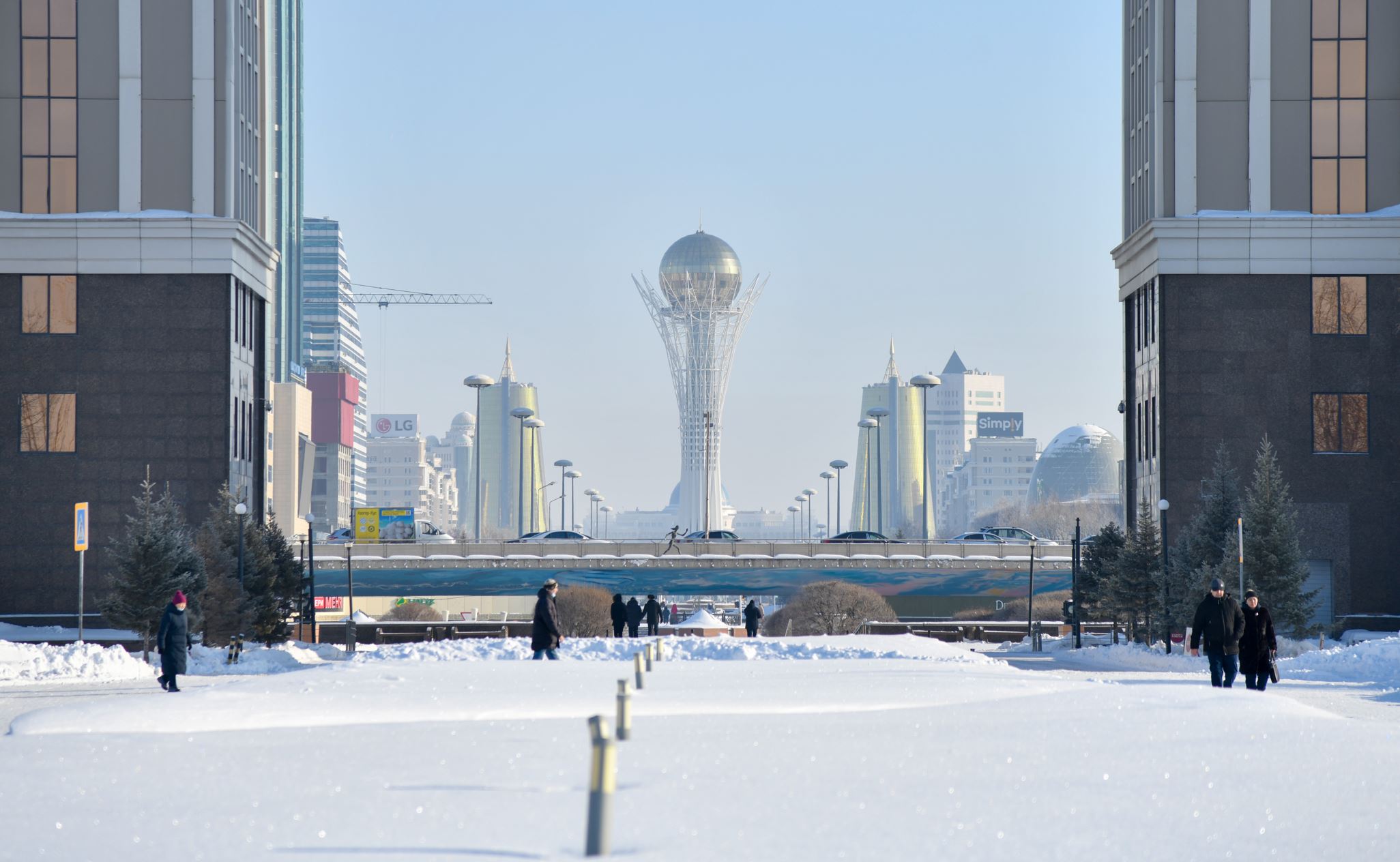 ەرتەڭىمىزگە ۇمىتپەن قارايمىز