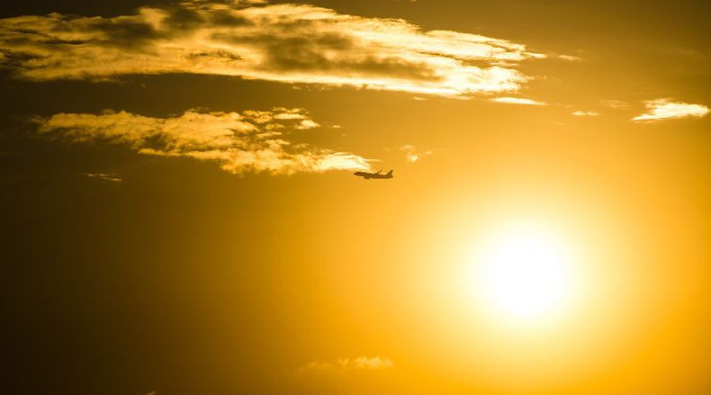 رەسەي قىرىققا جۋىق ەلدىڭ اۋە كەمەلەرىنە شەكتەۋ قويدى