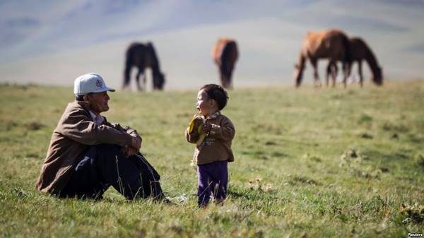 «اتا-بابا اماناتى» ۇعىمى جانە ساياسي رەبرەندينگ