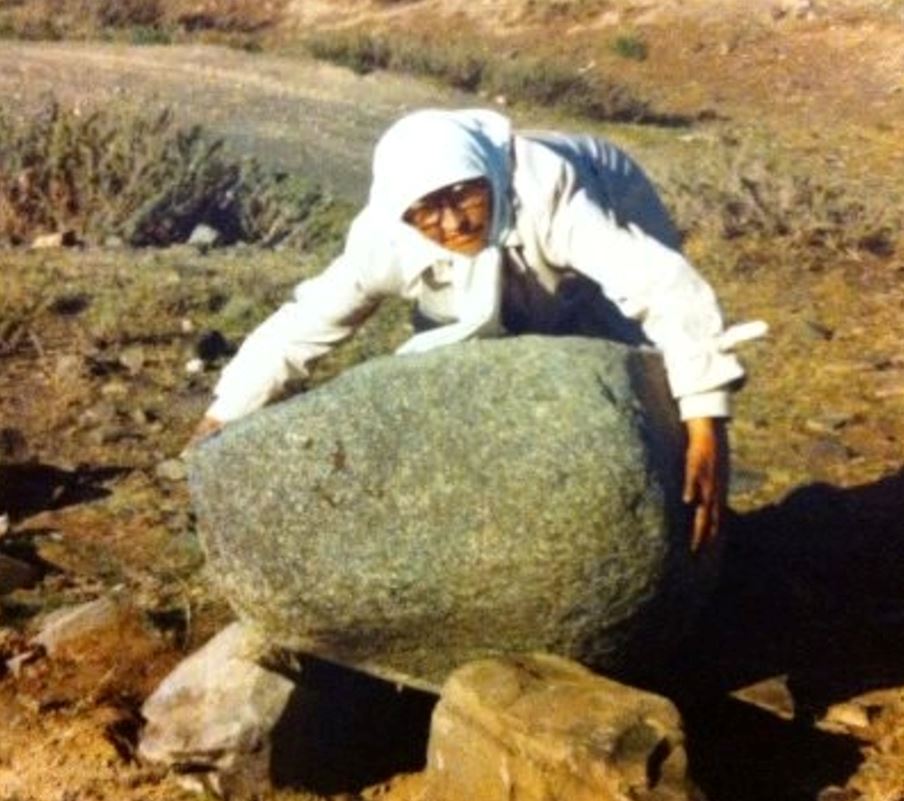 قايىسباي بالۋاننان قالعان بەلگى