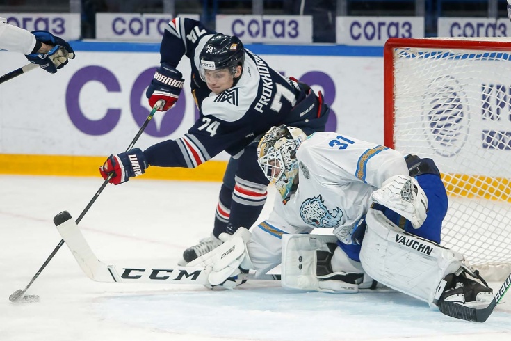 پلەي-وففتى جەڭىسپەن باستادى