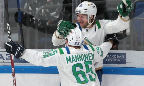 شەتەلدىك حوككەيشىلەر رەسەيلىك كوماندادان كەتىپ جاتىر