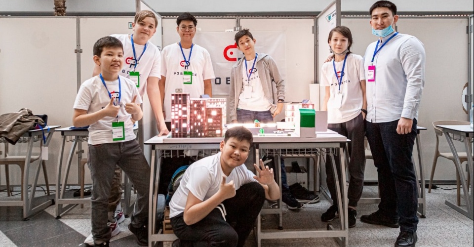 وقۋشىلار اقش-قا جولداما جەڭىپ الدى