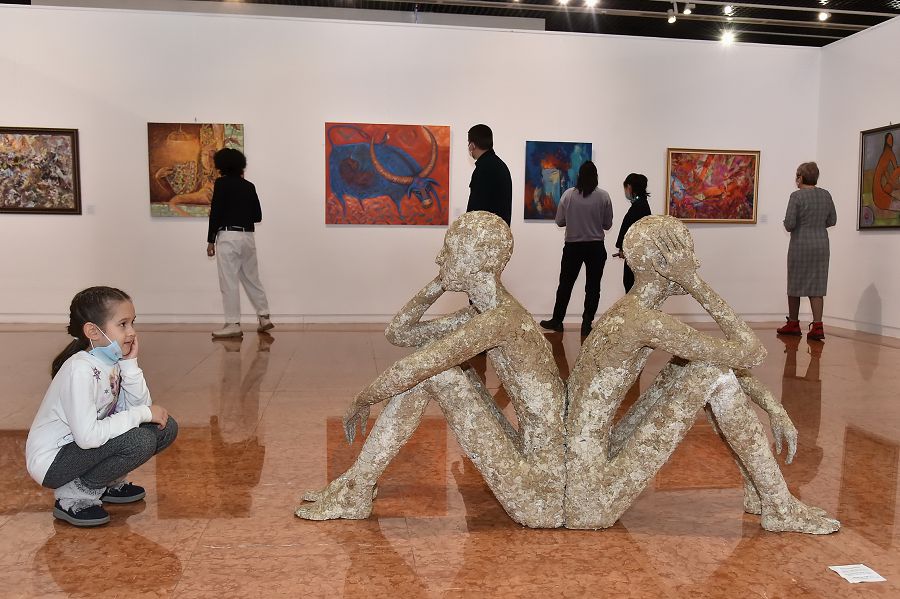 اقىندى دارىپتەگەن كورمە