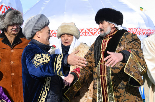 كورىسۋ – حالقىمىزدىڭ كونە  ءداستۇرىنىڭ ءبىرى