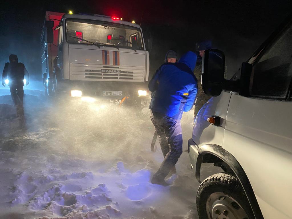 قار قۇرساۋىنداعى جولاۋشىلار قۇتقارىلدى