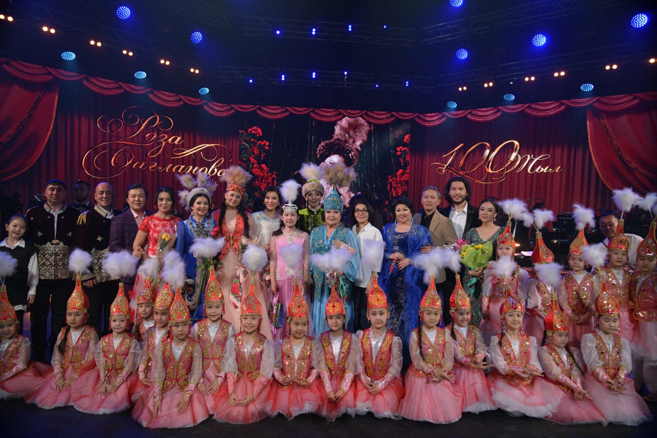 «اينالايىن, حالقىمنان ەركەلەتكەن»