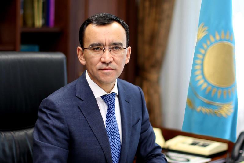 ماۋلەن اشىمباەۆ: ساياسي مادەنيەتتى نىعايتۋدا زيالى قاۋىمنىڭ ءرولى ماڭىزدى