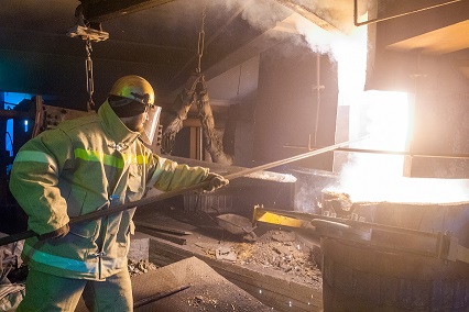 مەتاللۋرگيا كومبيناتى ىسكە قوسىلدى