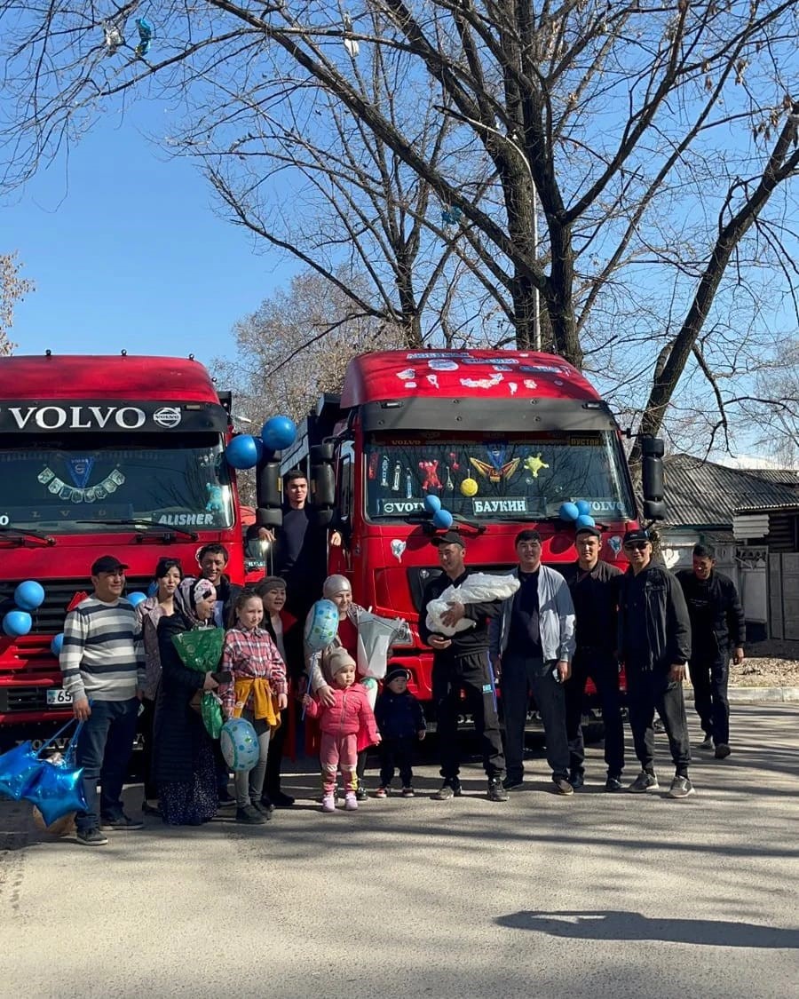 پەرزەنتحاناعا بەس «كاماز-بەن» كەلدى