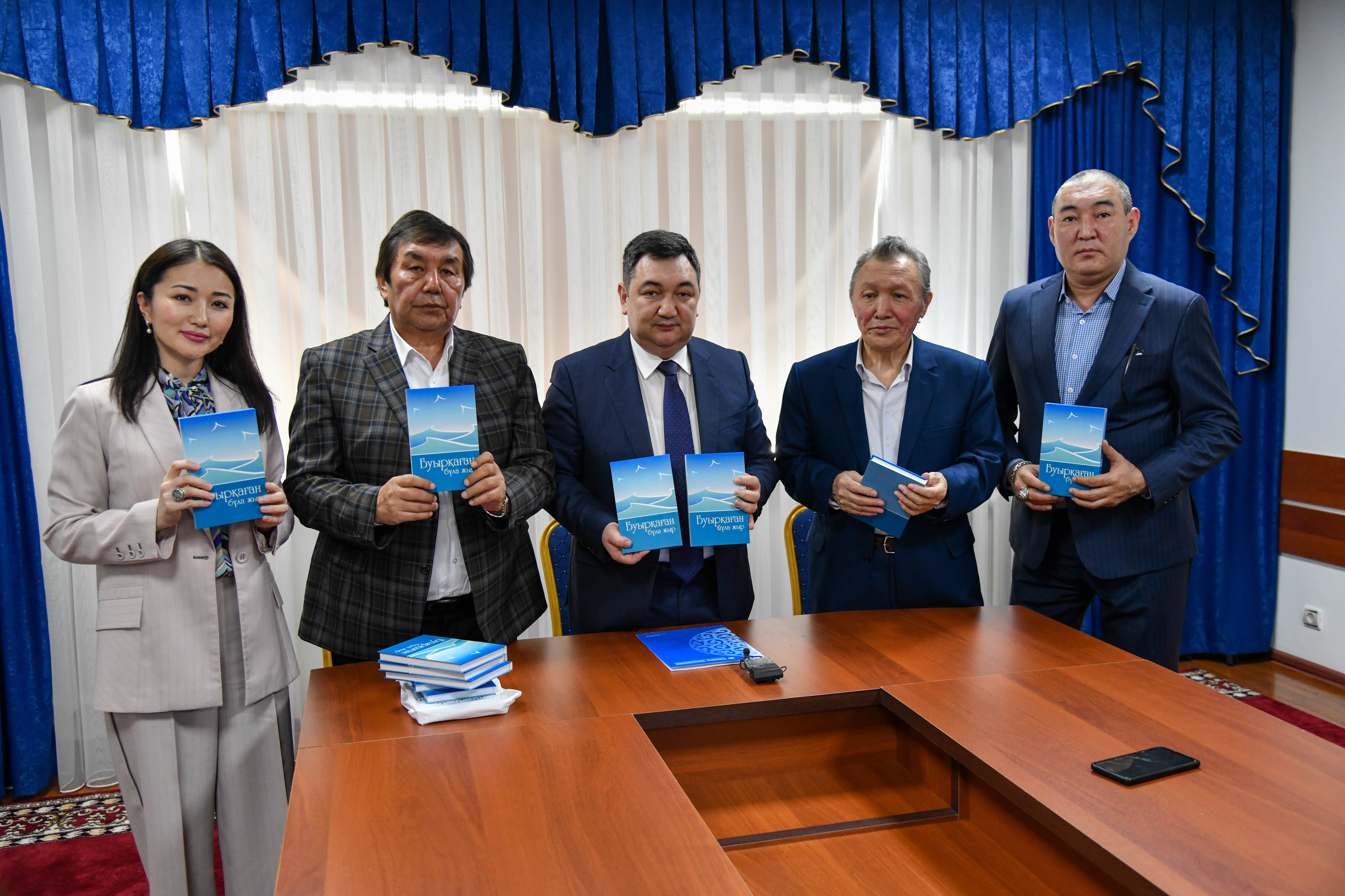 ولەڭ دەگەن ورەندەر