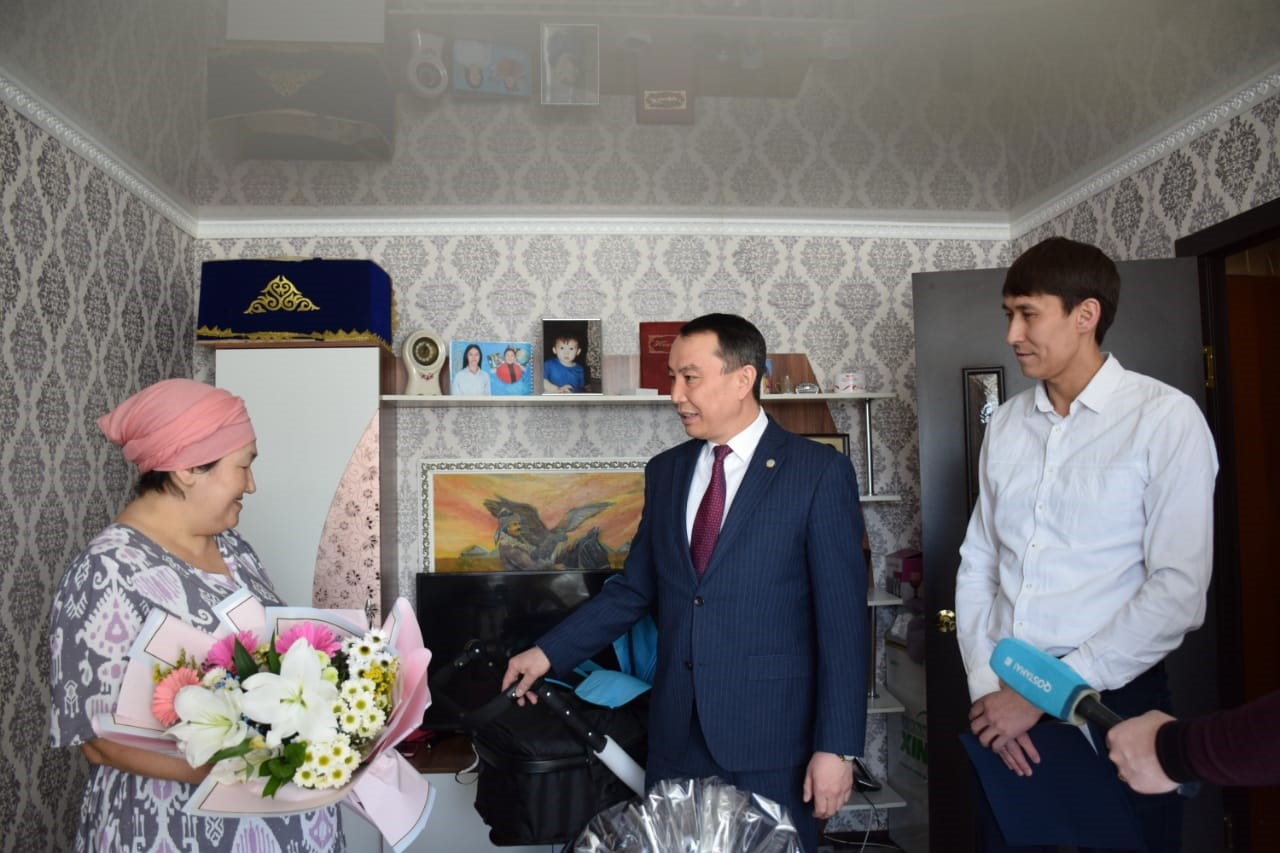 ون بالالى وتباسىنا پاتەر سىيلادى