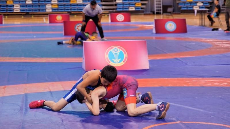 بالعىن بالۋاندار بەلدەستى