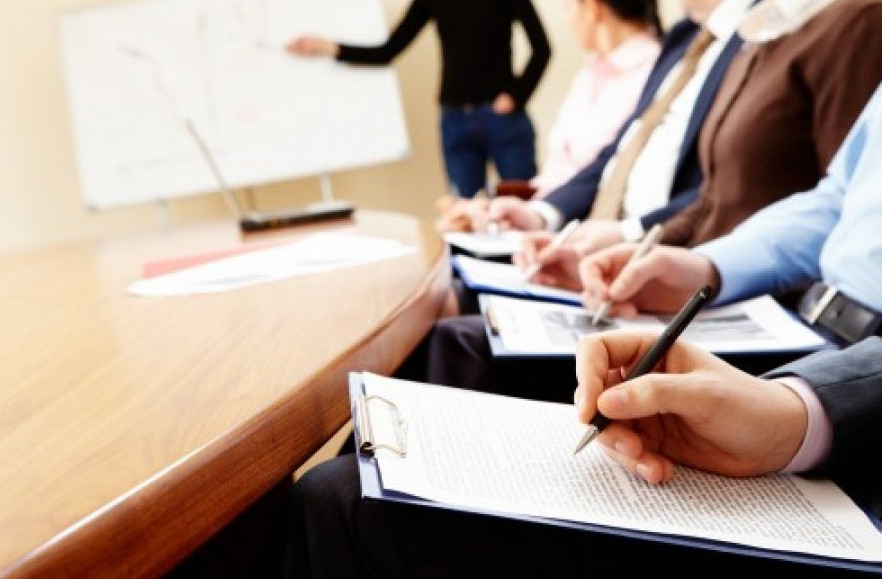 ۇكىمەت حالىقتى قىسقامەرزىمدى وقىتۋمەن قامتۋدى تاپسىردى