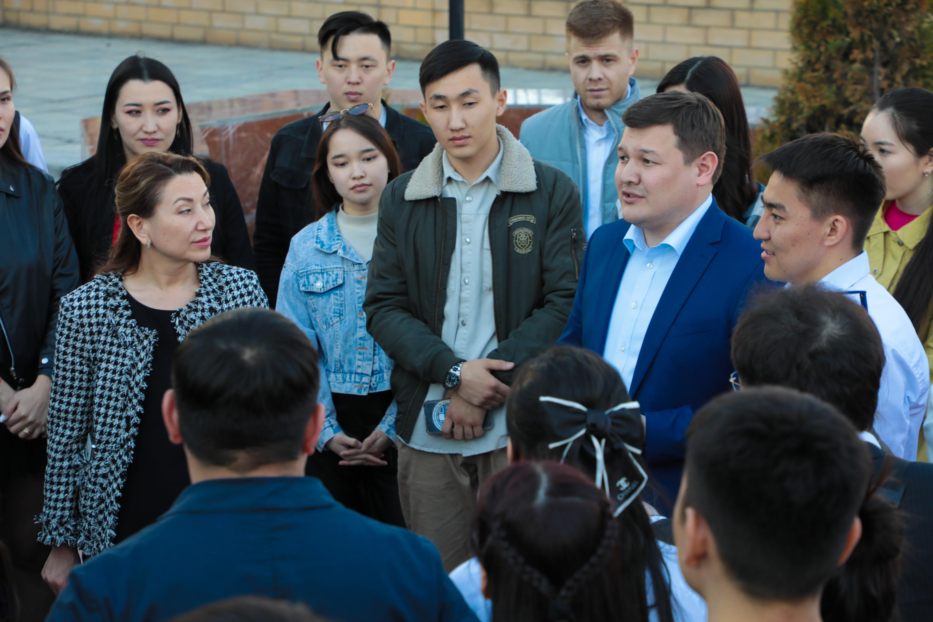 ەل يگىلىگىنە ارنالعان پارتيالىق باستامالار