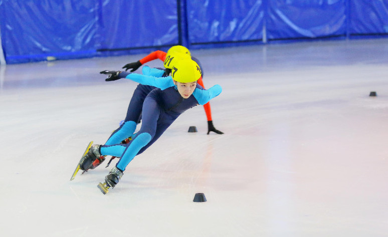 قازاقستاندىق وقۋشىلار گيمنازياداعا قاتىسادى