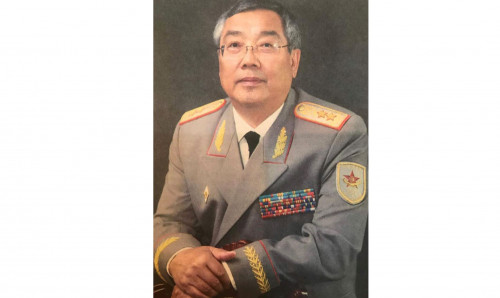 تەمىر مىنەزدى تۇلعا